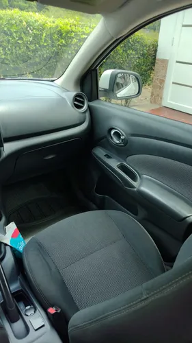 Nissan Versa 1.6 Advance