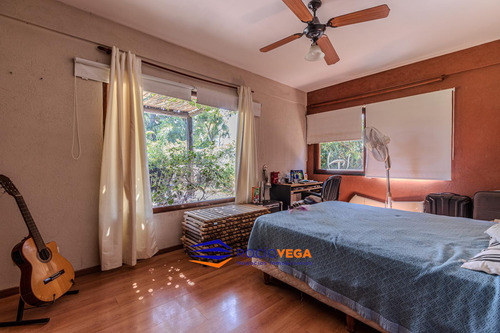 Casa A La Venta En Campos De Álvarez