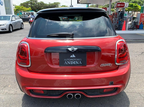 Imagen 5 de 12 de Mini Cooper S 2015 2.0 481