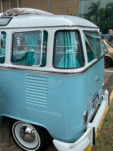 Kombi Corujinha