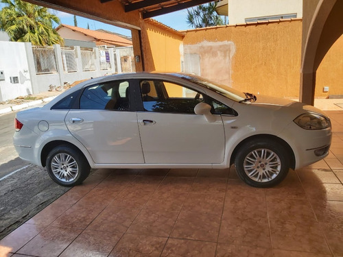 Imagem 8 de 15 de Fiat