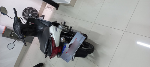 Imagem 5 de 20 de Honda Biz