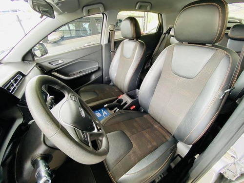 Imagem 3 de 12 de Chery Tiggo 2 1.5 Mpfi 16v Flex Look 4p Manual