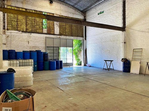 Imagen 3 de 16 de Venta Galpón Con Local En San Isidro