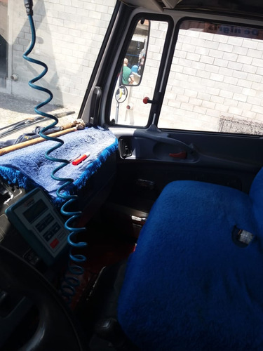 Mb 1720 Truck No Chassi Ano 2004 Unico Dono