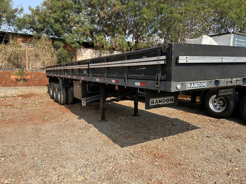 Carreta 3 Eixos Randon 2010 Grade Baixa. Com Pneus Michelin