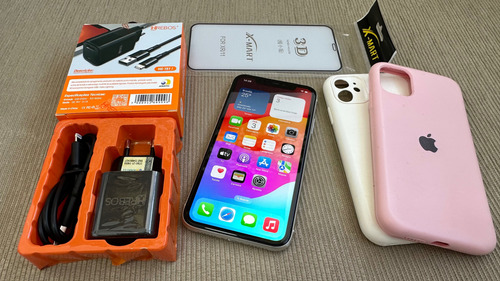 Iphone 11 128gb Branco Todo Original! Nunca Aberto! Raridade Branco (Usado)