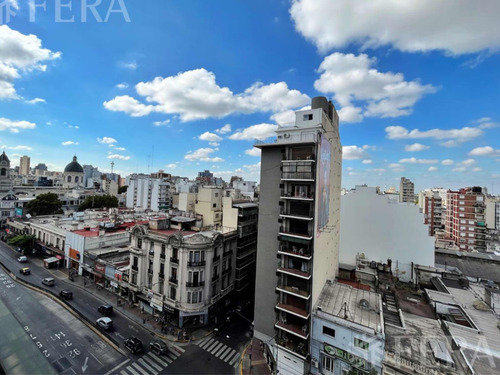 Departamento Cinco Ambiente En Av. Rivadavia 7100