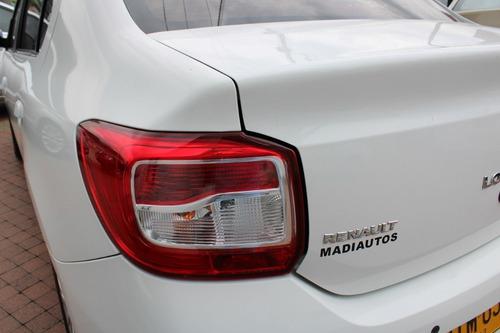 Imagen 8 de 17 de Renault Logan Privilege