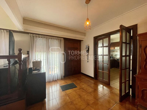 Casa En Venta 4 Ambientes Con Garage ~ Barrio San Carlos Mar Del Plata