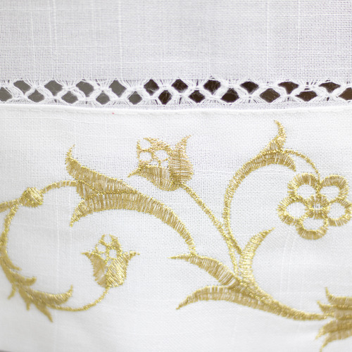 Mantel De Mesa Blanco Bordado Dorado Rectangular 150x250cm | Cuotas sin interés Mantel De Mesa Blanco Bordado Dorado Rectangular 150x250cm | Cuotas sin interés