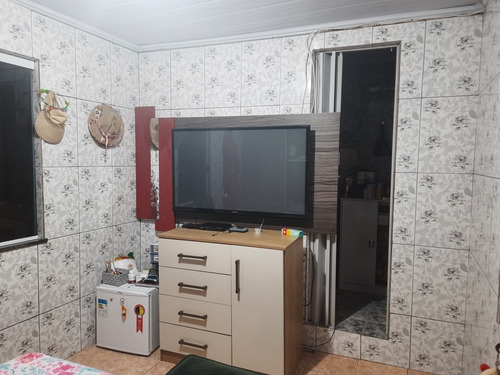 Imagem 8 de 14 de Casa De 4 Quartos E 2 Banheiros