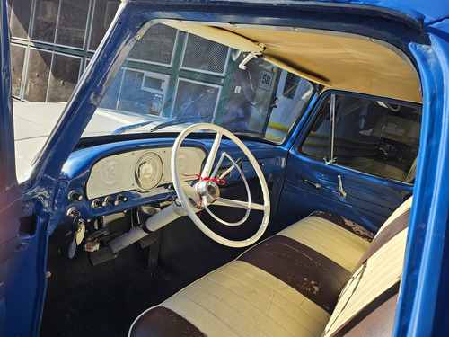 F-100 V8