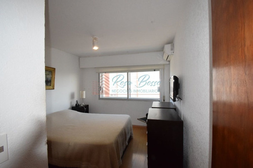 Imagen 20 de 30 de Apartamento Totalmente Reciclado Sobre La Península. - Punta Del Este Peninsula
