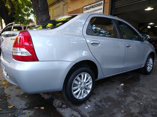 Toyota Etios 1.5 Sedan Xls 2014