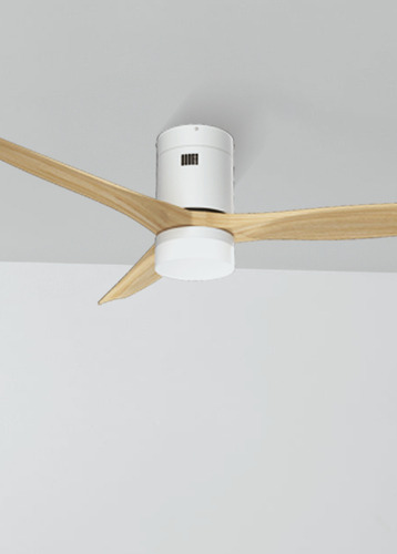 Ventilador De Techo Smart Con 3 Palas Madera 6 Velocidades Estructura Blanco Aspas Natural Diámetro 52