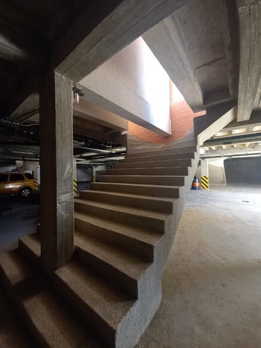 Imagen 10 de 12 de Townhouse En Venta Mañongo Residencia Pie De Monte Gavip