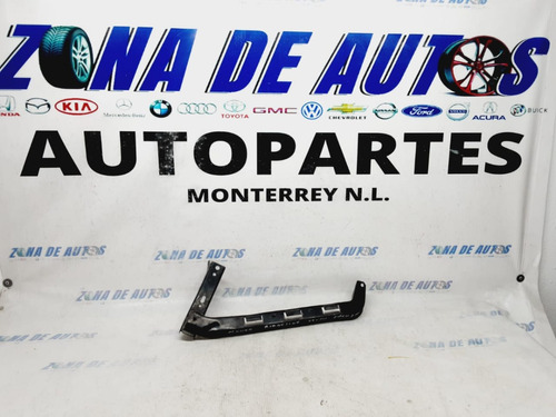 Guia De Faro Izquierdo  Honda Ridgeline  2006-2014