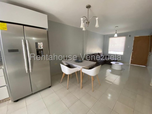 Valeria Chong Casa Alquiler Cabudare Lara Avenida Intercomunal Oportunidad Residencial Economico Código Inmobiliaria Rent-a-house 25-18352