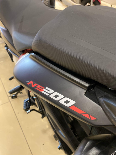 Moto Bajaj Rouser Ns 200 2023 Naked Sport 0km