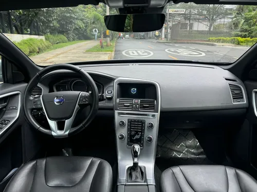 Volvo XC60 2.0 T5 Awd Summum