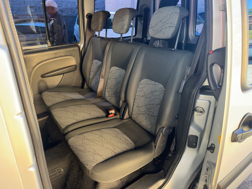 Fiat Doblo 1.8 16v Essence 7l Flex 5p