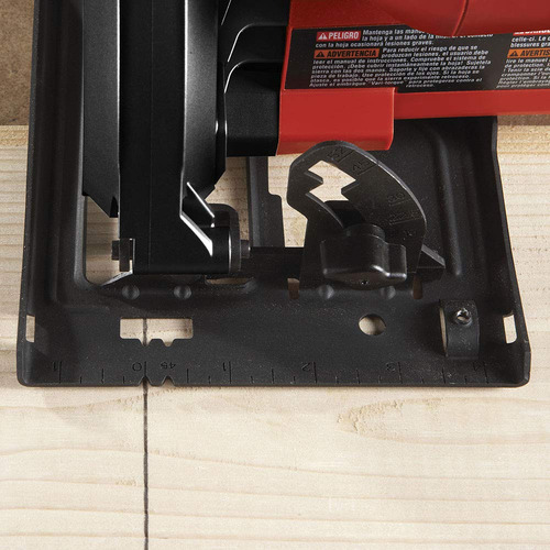 Sierra Circular Para Corte Preciso Y Eficiente En Madera Color Frecuencia