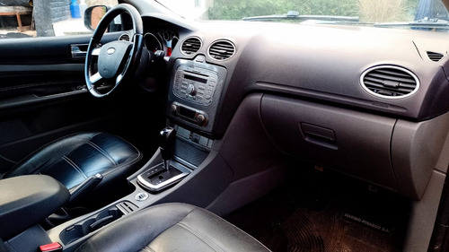 Ford Focus 2 2.0 Ghia At
