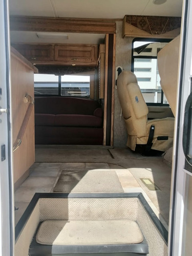 Imagen 9 de 15 de Motorhome Holiday Rambler 2004 Ford F53