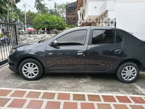 Renault Logan 1.6 Expression