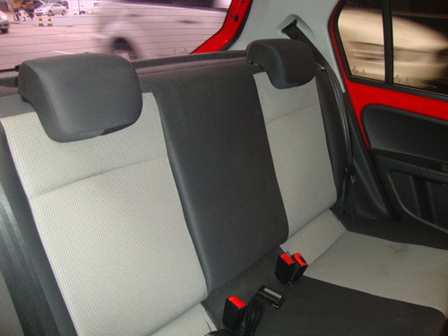 Volkswagen Up! 1.0 Take 5p Muito Novo