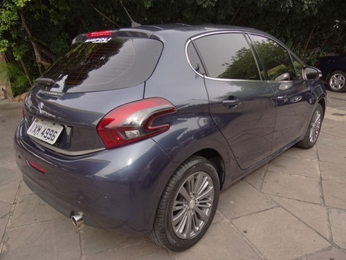 Imagem 3 de 8 de Peugeot 208 Griffe