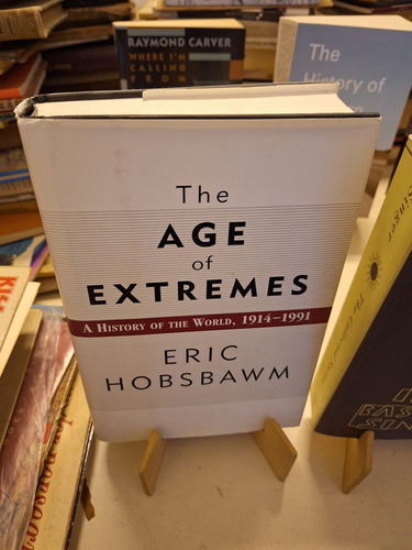 Eric Hobsbawm - The Age Of Extremes