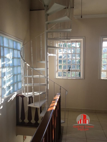 Sobrado Alto Padrão À Venda Em Tremembé/sp - 1095