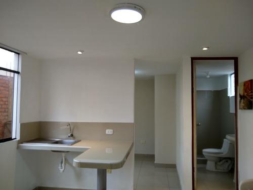Imagen 24 de 25 de Minidepartamento En San Borja, Departamento En San Borja, Departamentos En San Borja, En Avenida Rosa Toro Cuadra 9 Cruce Con Canada Cuadra 35, Excelente Zona Comercial Todo A La Mano