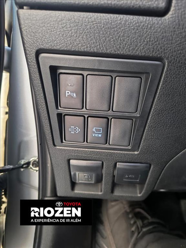 Toyota Hilux 2.8 D-4D TURBO DIESEL CD SRX 4X4 AUTOMÁTICO
