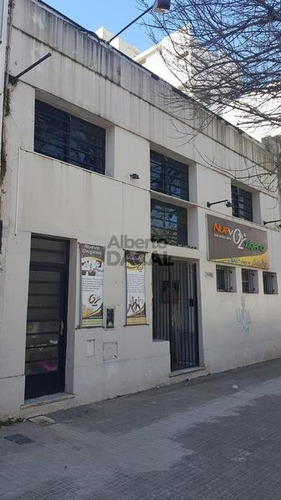 Local - La Plata