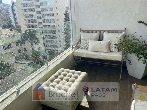 Departamento En Arriendo De 3 Dorm. En Las Condes