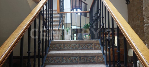 Casa En Renta, Estilo Colonial, 4 Recámaras, Jardín, San Pedro Cholula, Puebla