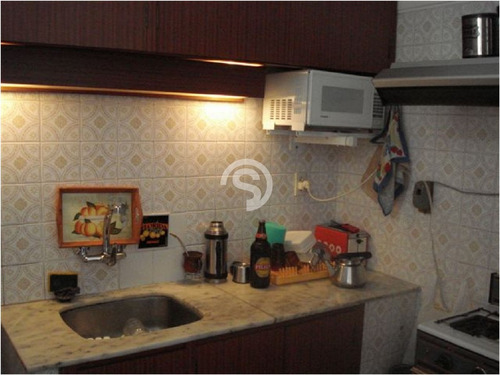 Apartamento En Mansa, 1 Dormitorios *- Ref: 4641