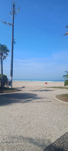 3 Dormitórios 1 Suíte 1 Vaga De Garagem Prédio Frente Mar.