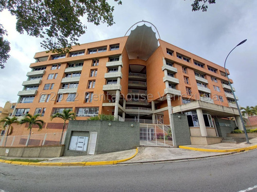 Apartamento Penthouse De Un Nivel En Obra Gris Res Nro. Uno En Calle Cerrada En Venta En Lomas Del Sol Calle A Caracas 