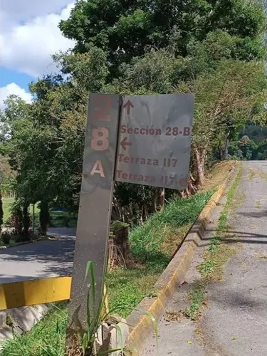 Parcela Cementerio Del Este