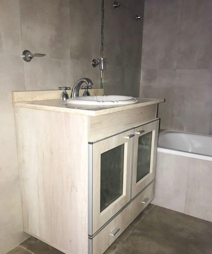 Departamento En Venta En Morón, G.b.a. Zona Oeste, Argentina