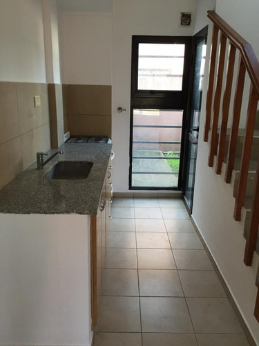 Imagen 2 de 11 de Casa En Venta En Los Hornos