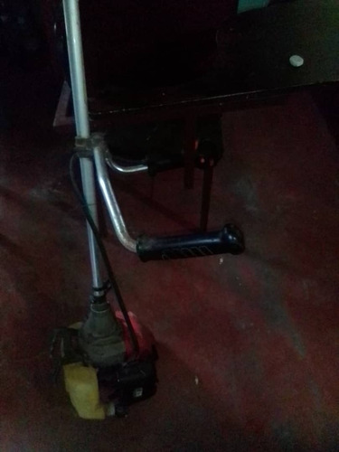 Imagen 2 de 3 de Desmalesadora Shindaiwa B45 Profecional