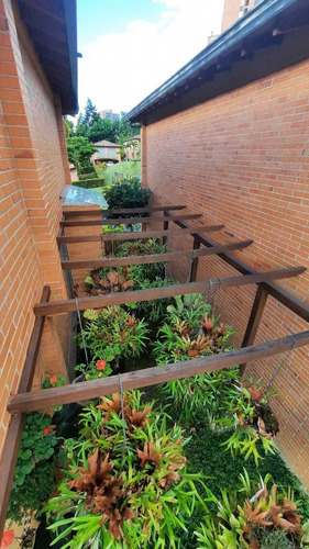 Imagen 5 de 25 de Casa En El Poblado, La Calera Puedes Pagar Con Criptomonedas.