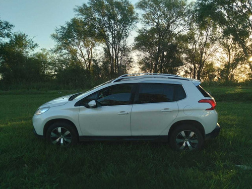 Peugeot 2008 1.6 Feline 2016