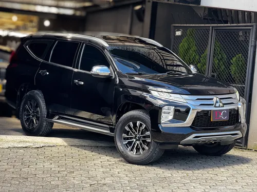 Mitsubishi Montero 2.5 215 hp Takai