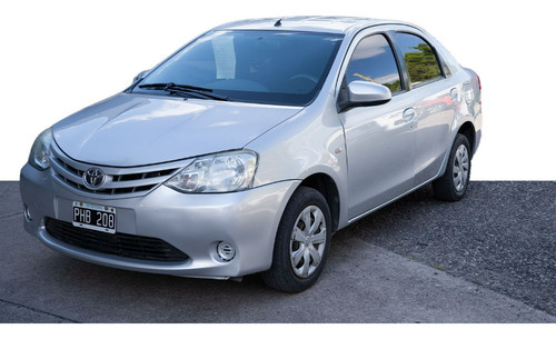 Toyota ETIOS XS 1.5 M/T ETIOS XS 1.5 M/T